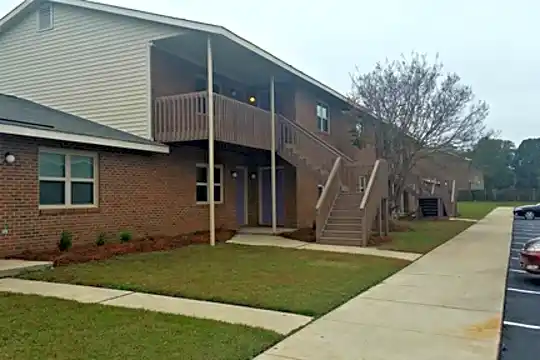 3020 Adams Blvd unit Unit 12 - Greenville, NC - Photo 1