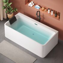 Bathtub & Black Freestanding Faucet