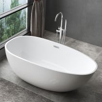 Bathtub & Freestanding Faucet