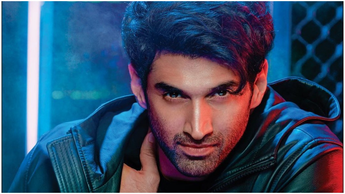 Aditya Roy Kapoor prepares for 'Ek Villain' sequel over video ...