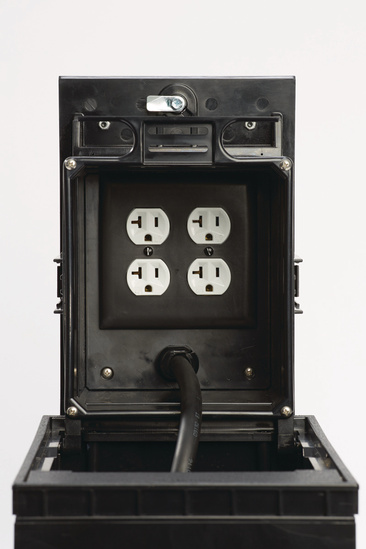 Exterior Box Cover Assembly, 2 NEMA 5-20R Locking Receptacles (2 Circuits), Black (COVER ONLY)