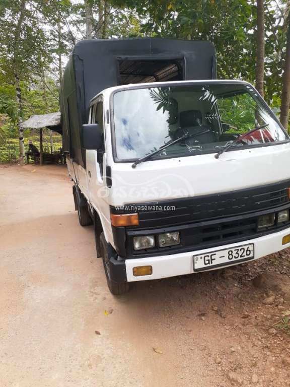 Toyota Dyna Used 2000 Diesel Negotiable Sri Lanka