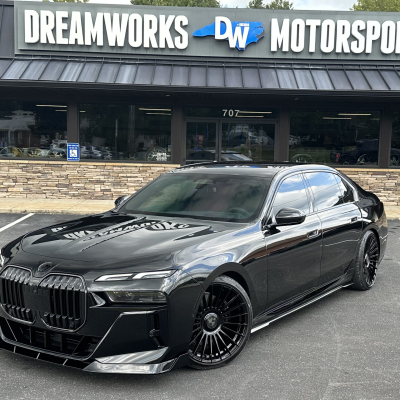 Gloss black kit for Dreamworks Motorsports