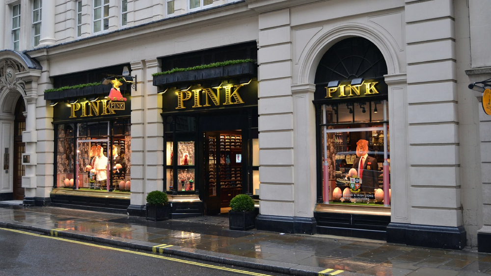 Thomas Pink storefront