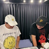 超ハイレベルで唯一無二。あいかわらず無敵のライブツアー『3594』を終えた電気グルーヴの、グッズ打ち合わせの一コマ