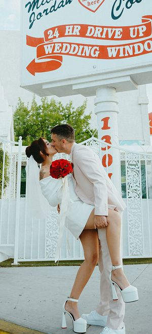 getting-maried-in-vegas-elopement