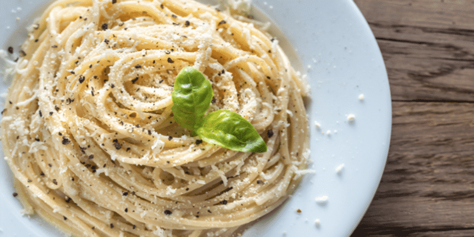 Cacio e Pepe Roman typical pasta