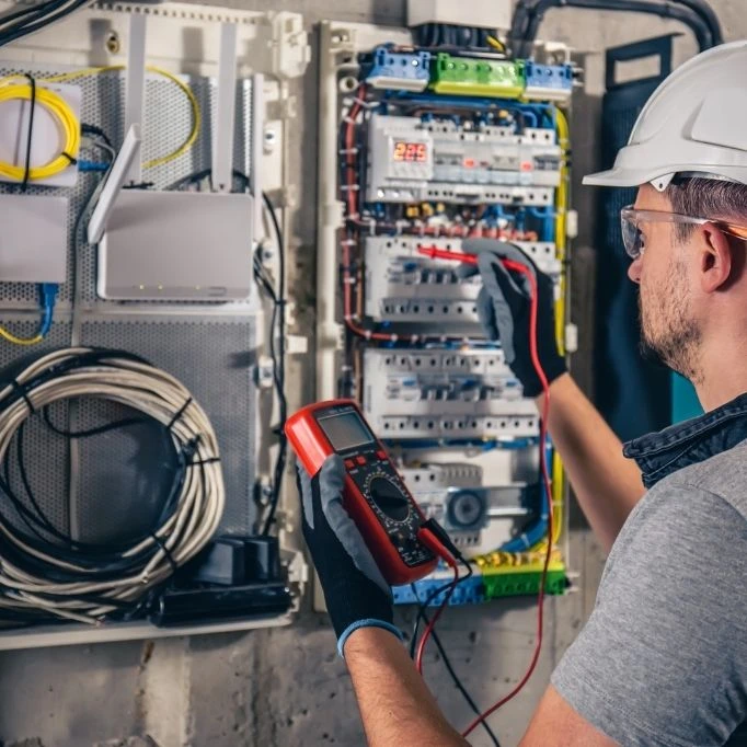 picture of a person wearing safety glasses 