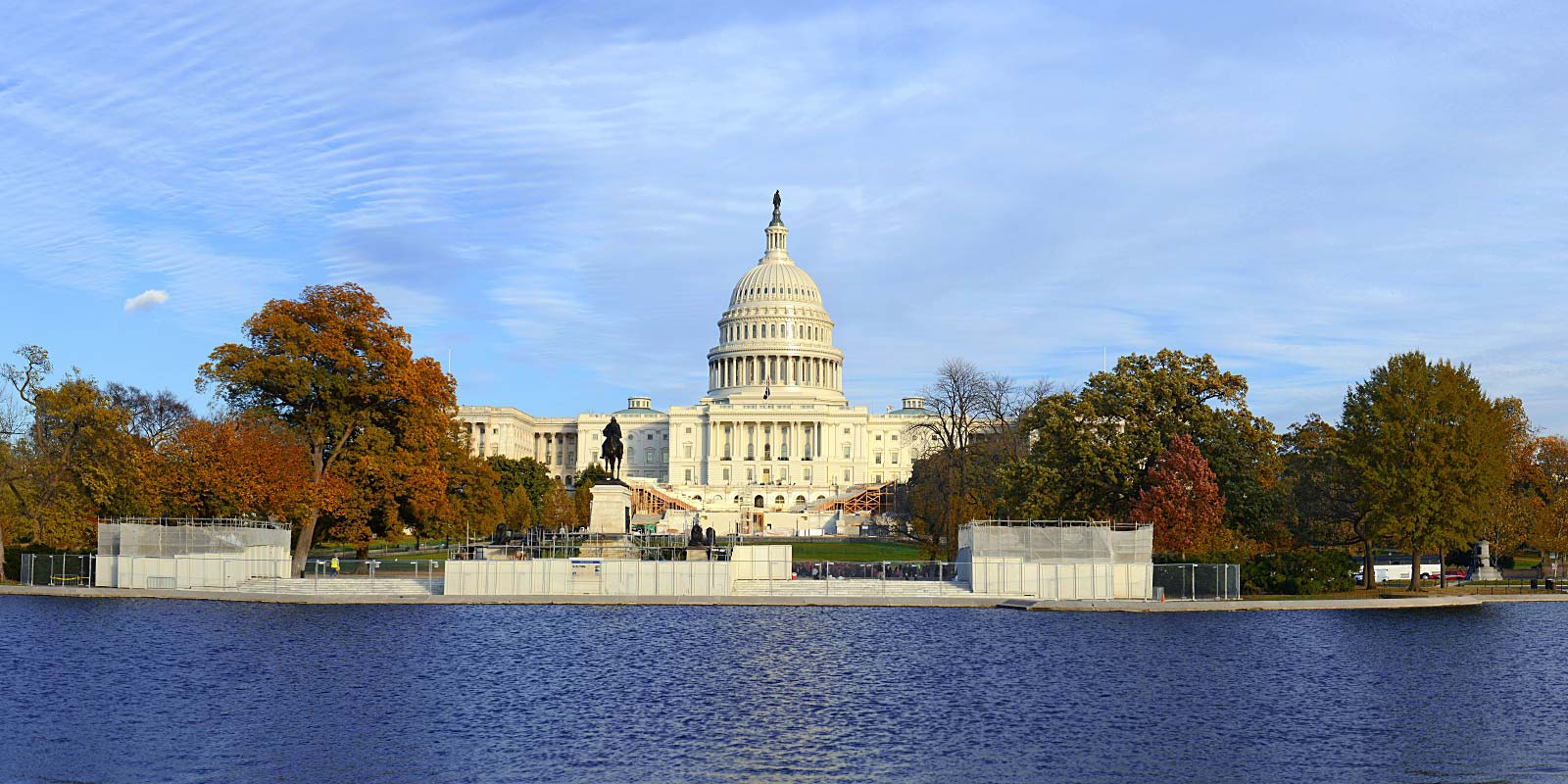 US Capitol Building representing things to do in Washington DC and Northern VA