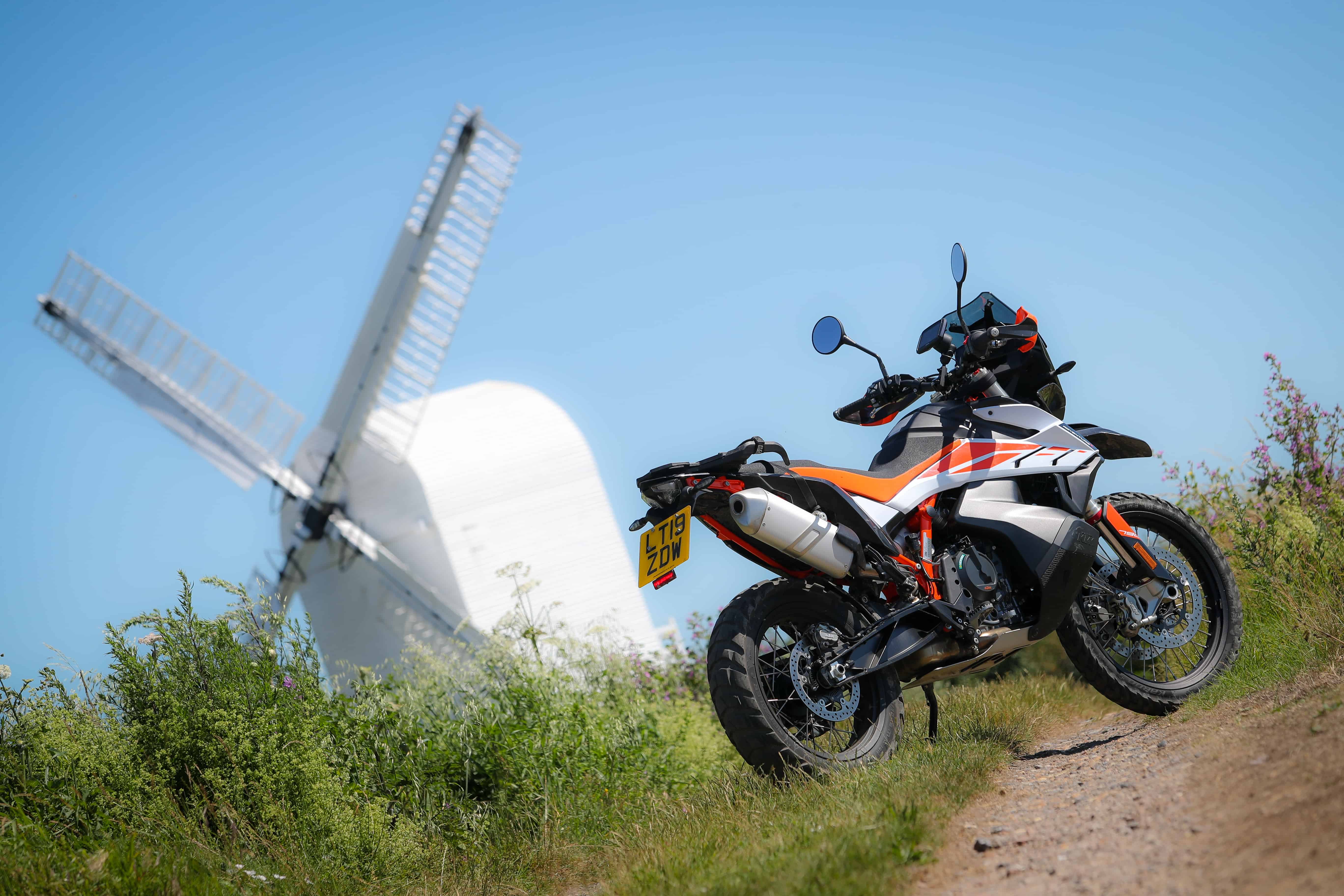 KTM 790 ADVENTURE R