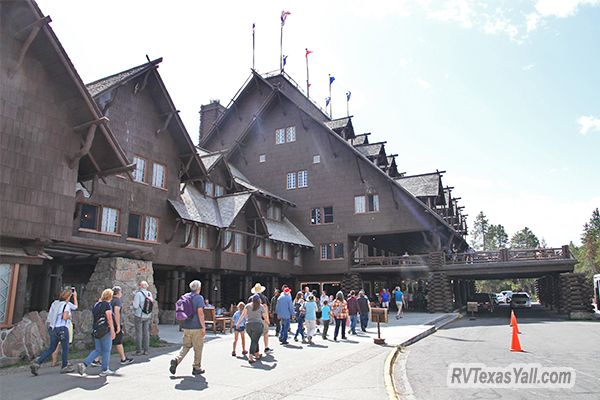 Old Faithful Inn