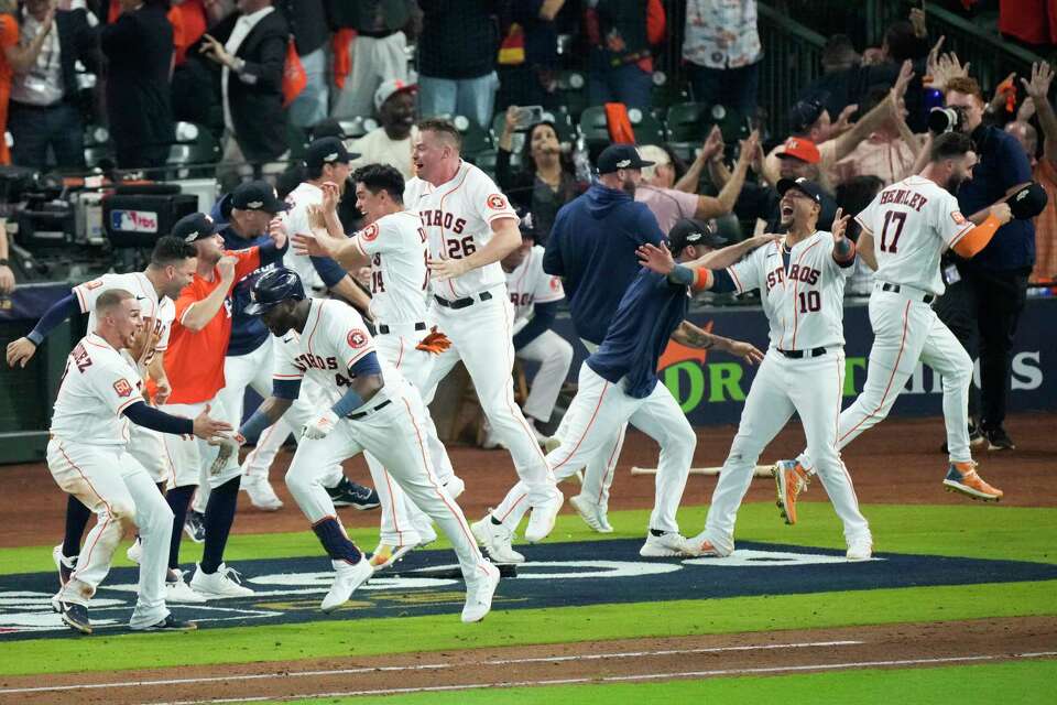 Yordan Alvarez walkoff home run, Astros celebration breakdown