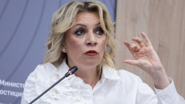 maria zaharova sustine o conferinta de presa