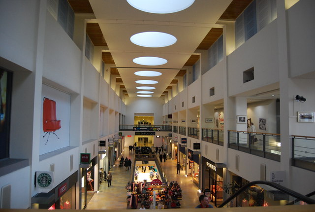 Inside Ocean Terminal Shopping Centre © N Chadwick cc-by-sa/2.0 ...