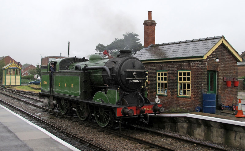 Gresley N2 at Dereham © Roger Jones cc-by-sa/2.0 :: Geograph Britain ...