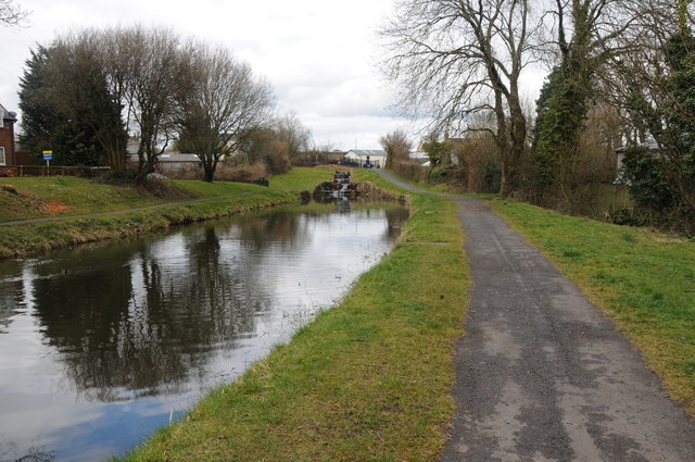 The Monmouthshire and Brecon Canal, Old... © Philip Halling cc-by-sa/2. ...