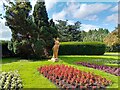 SU4766 : Statue of fame, Greenham Gardens, Newbury by Oscar Taylor