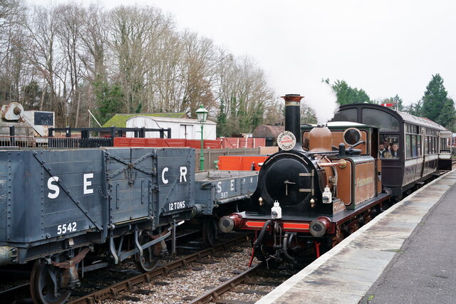 Bluebell Railway © Peter Trimming cc-by-sa/2.0 :: Geograph Britain and ... image.