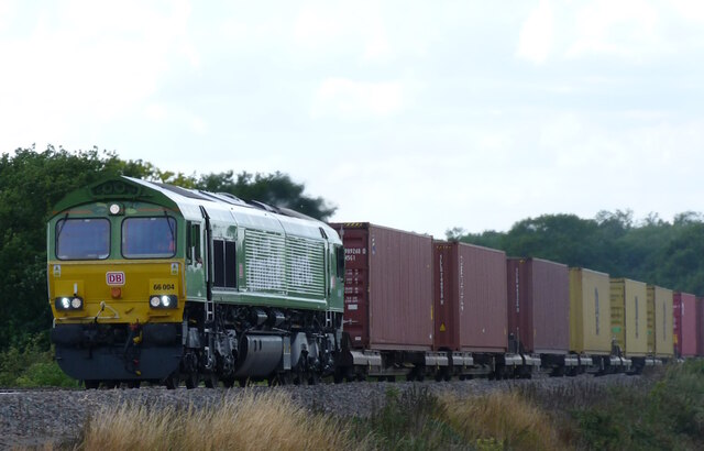 66004 DB Cargo on train 4L38 at Elmswell Hall Farm