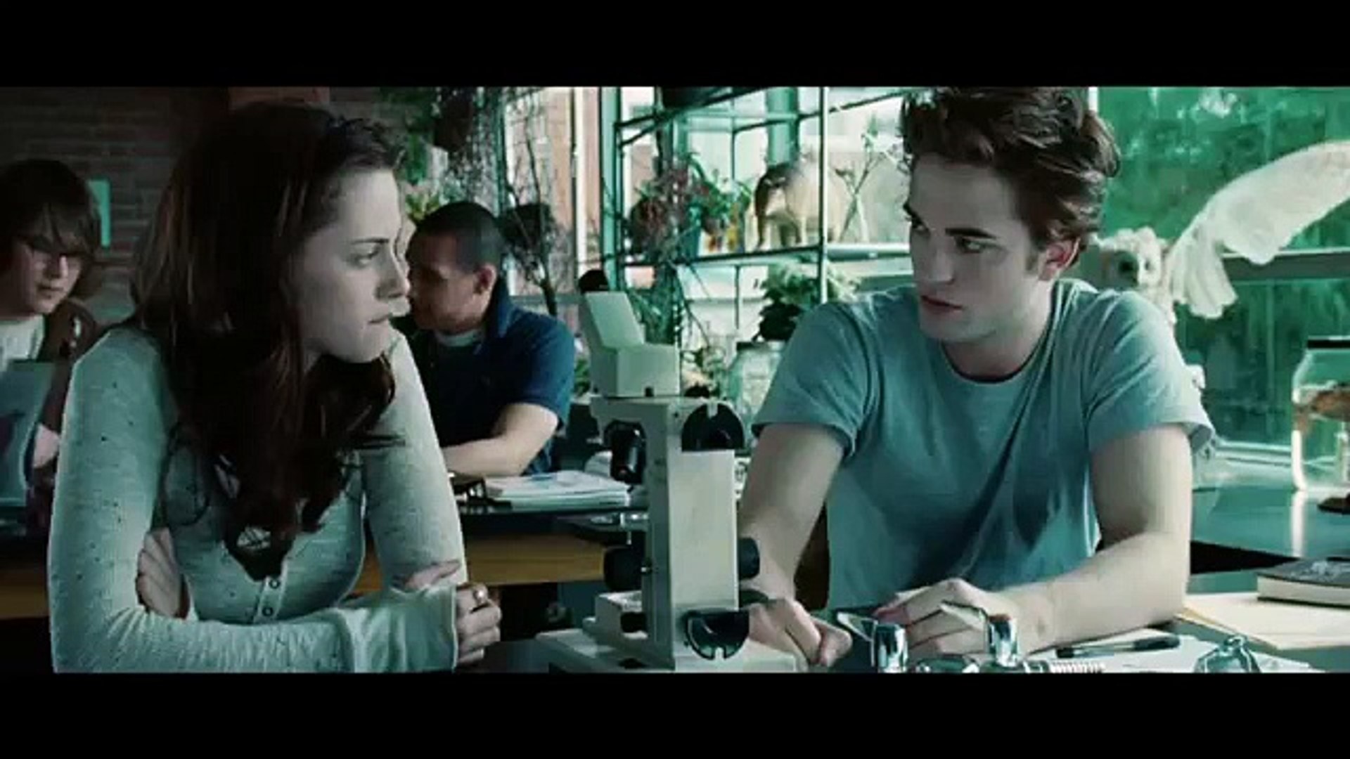 Edward and Bella — A Bad Lip Reading of Twilight - Dailymotion Video