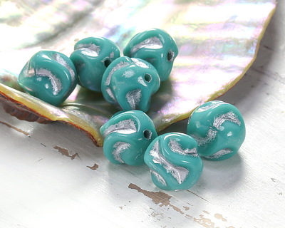 Czech Glass Turquoise w/ Silver Twisted Round 8mm