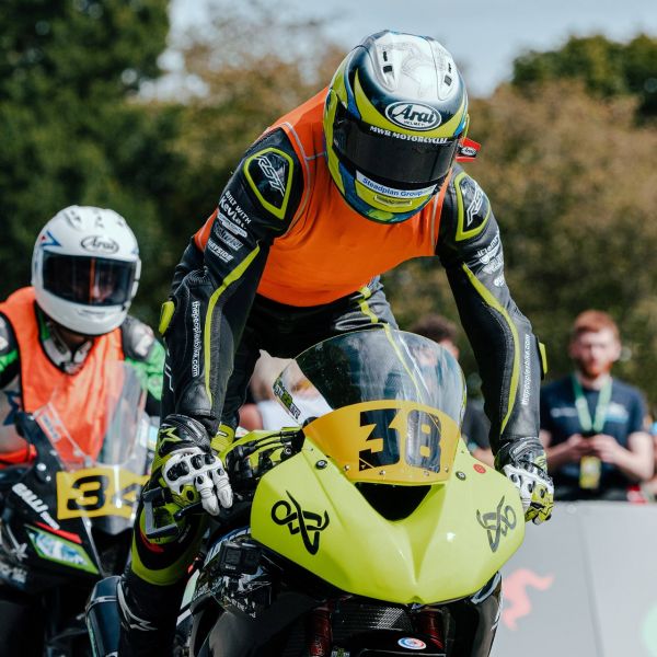 Frankie Stennett in the 2022 Manx Grand Prix Newcomer Lap