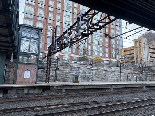 Photo of New Rochelle Metro-North Railroad Station - New Rochelle, NY, US.