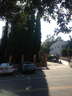 Photo of Russian Orthodox Church of Protection of the Holy Virgin - Los Angeles, CA, US. Driveway to parking