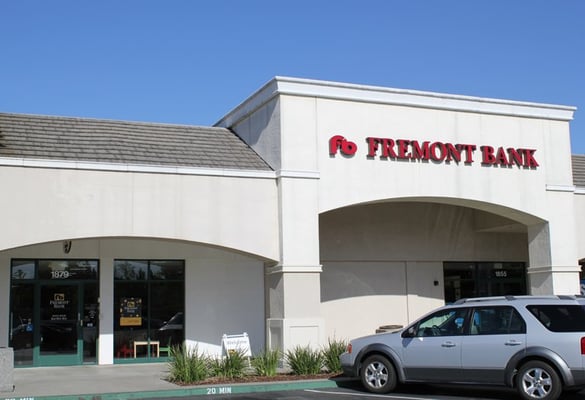 Photo of Fremont Bank - Livermore, CA, US.