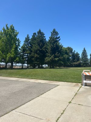 Photo of Foxboro Park - Hercules, CA, US. Summer is here get outside and go to a local park