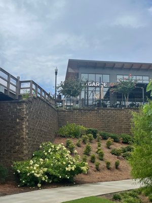 Photo of Keswick Park - Atlanta, GA, US. Path with restaurants above it