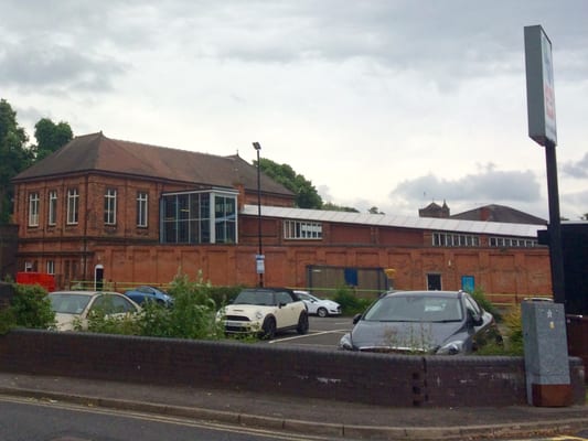 Photo of Sutton Coldfield - Sutton Coldfield, XWM, GB. Station view from the west.