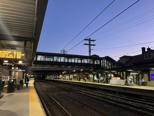 Photo of New Rochelle Metro-North Railroad Station - New Rochelle, NY, US.