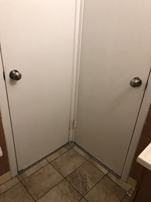 Photo of Viking Motel - Wildwood, NJ, US. Inside the bathroom view of the door situation