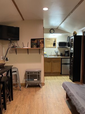 Photo of davis lakes and camoground - Suffolk, VA, US. Overview of the kitchen/living area.