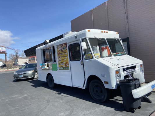 Photo of Tacos De Canasta Jalisco - Reno, NV, US. a taco truck parked in a parking lot