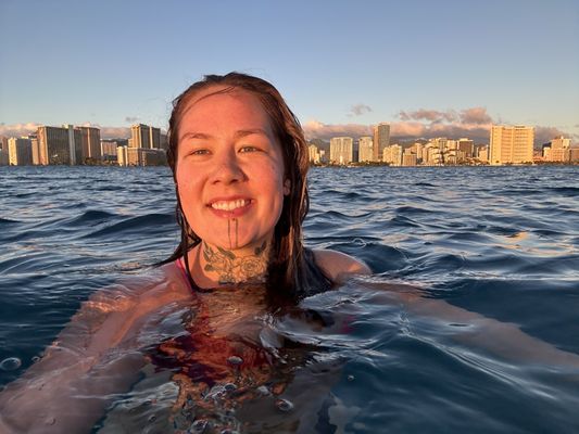 Photo of Pink Sails Waikiki - Honolulu, HI, US. Waikiki beach behind me