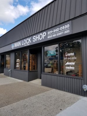 Photo of Main Lock Shop - Hackensack, NJ, US. Storefront