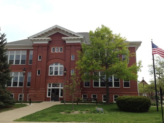 Photo of Woodstock City Hall - Woodstock, IL, US. Storefront