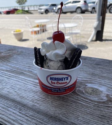 Photo of The Ice Cream Place - Solomons, MD, US. Oreo sundae