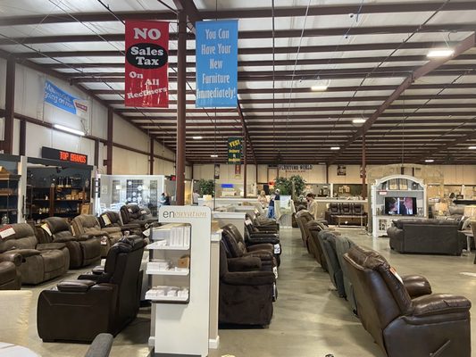 Photo of Furniture World Discount Warehouse - Jackson, TN, US. Huge warehouse