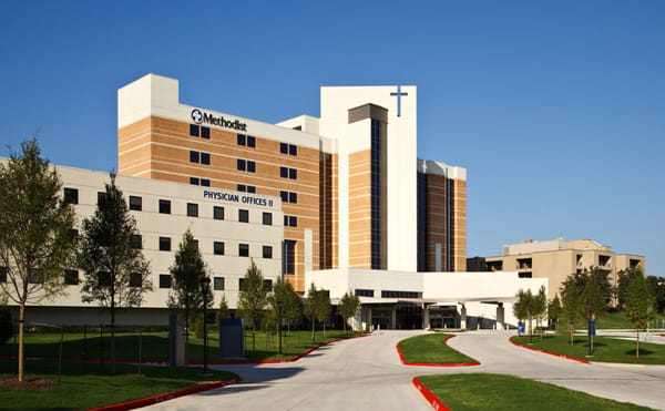 Photo of Methodist Charlton Medical Center - Dallas, TX, US. Methodist Charlton main tower.