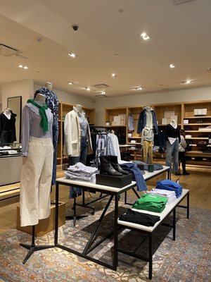 Photo of J.Crew - Santa Clara, CA, US.