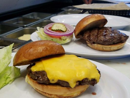 Photo of Superburger - Santa Rosa, CA, US. Cheese Burger and hamburger