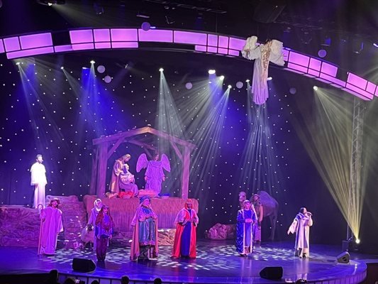 Photo of Christmas in the Dells Dinner Show - Wisconsin Dells, WI, US. Nativity scene