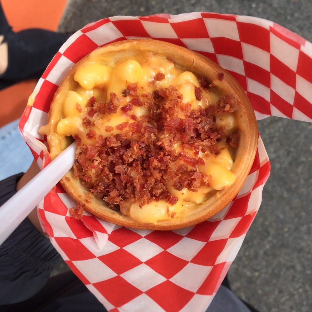 Photo of Cozy Cone Motel - Anaheim, CA, United States. bacon mac & cheese cone