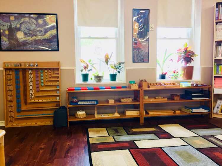 STEPPING STONES MONTESSORI SCHOOL