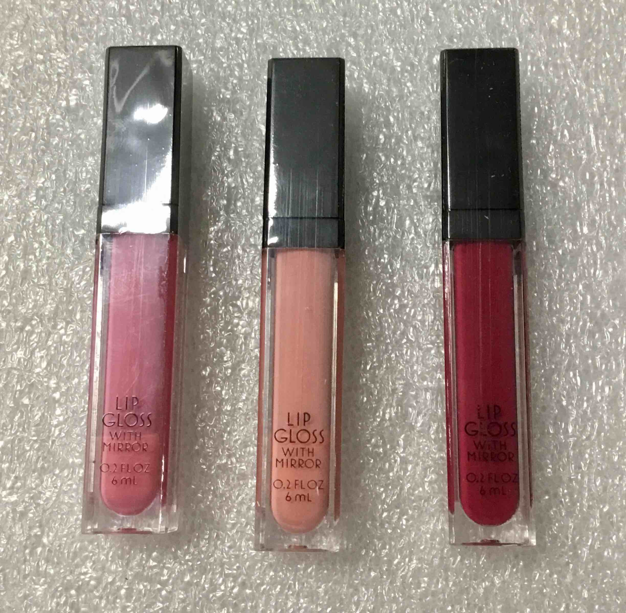 Fantasia Glass-Like Lip Gloss with Mirror 