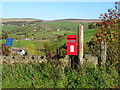 SD8529 : Scenic Elizabeth II postbox on Bacup Road by JThomas