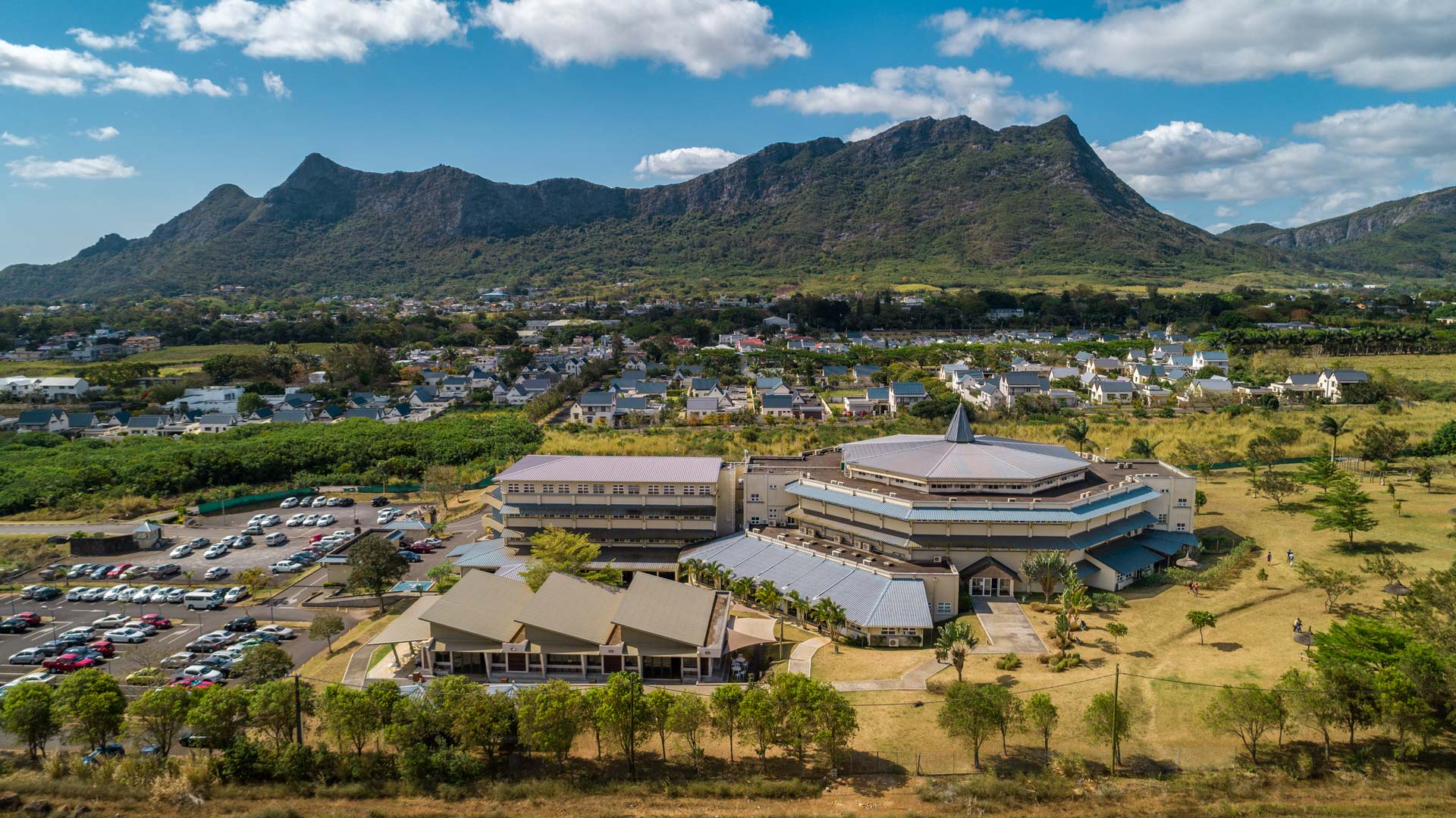 curtin mauritius campus